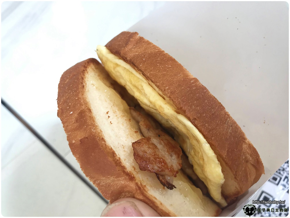 台中早午餐|台中美食|台中早餐鬍子茶-WHO’S TEA MINI 大里中興店