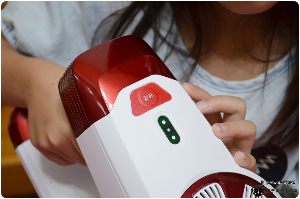 吸塵器推薦|JWAY吸塵器開箱 無線四合一數位吸塵器-濕拖除蟎版(家庭用) 吸加拖真好用~