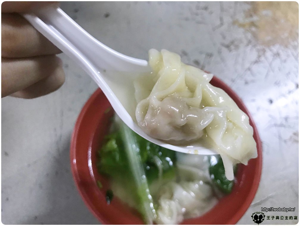 台中中區美食|光復路上古早味蒸肉圓-深夜的銅板美食
