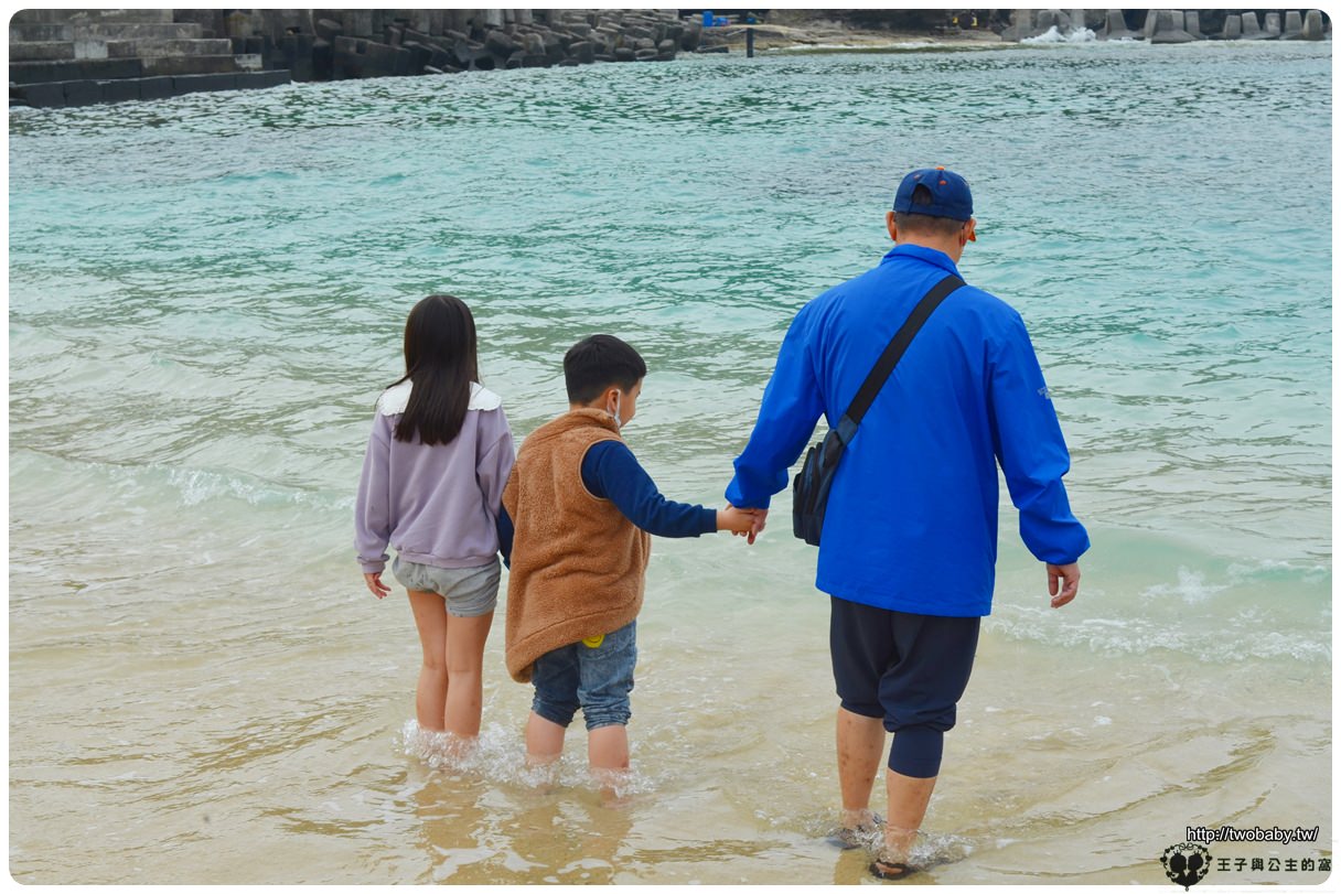 小琉球景點|衫福漁港 踏浪好去所 運氣好岸上就可以看到小海龜