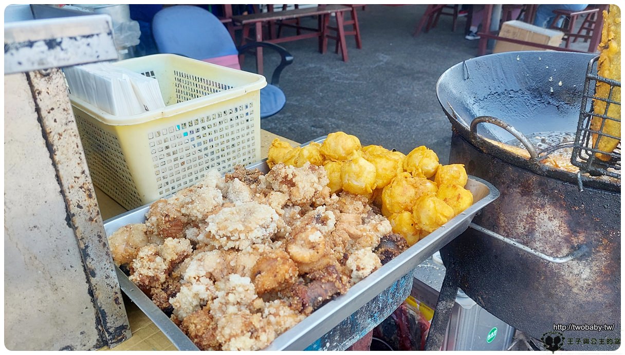小琉球美食|海角八號餐廳 店內寬敞可以容納很多人 夏天有冷氣