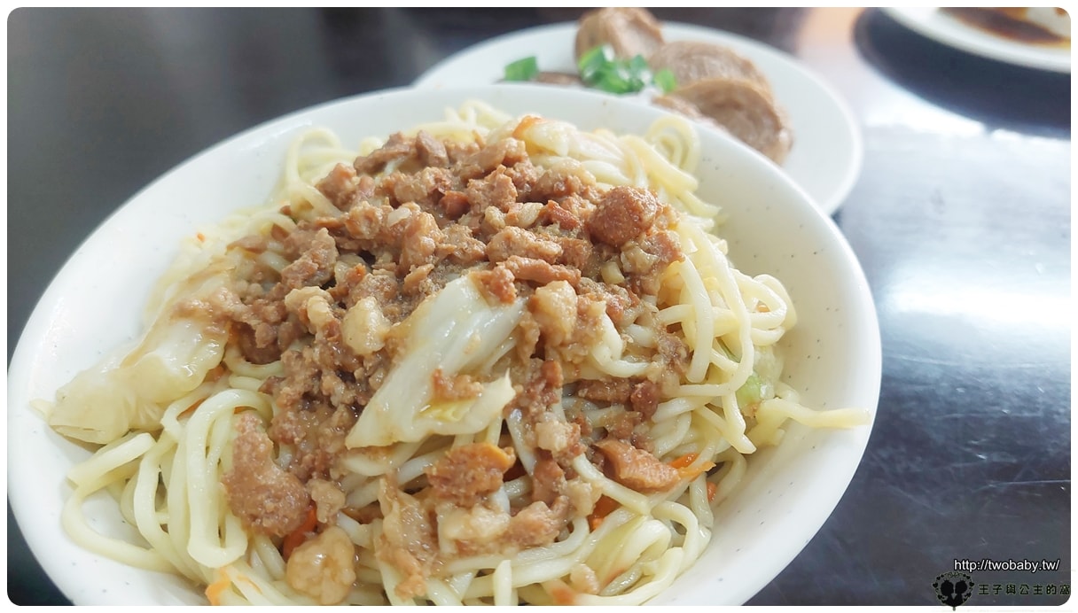 雲林土庫美食|幸福99傳統幸福滋味~粽子/苦瓜丸湯/乾麵..等等綜合小吃
