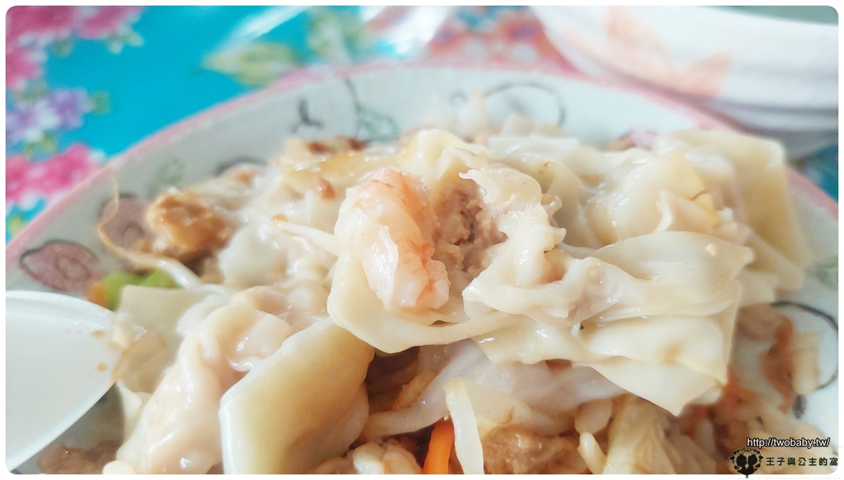 雲林美食|西螺阿美小吃 彩色粿條好吸睛 口味很讚 可惜份量偏小