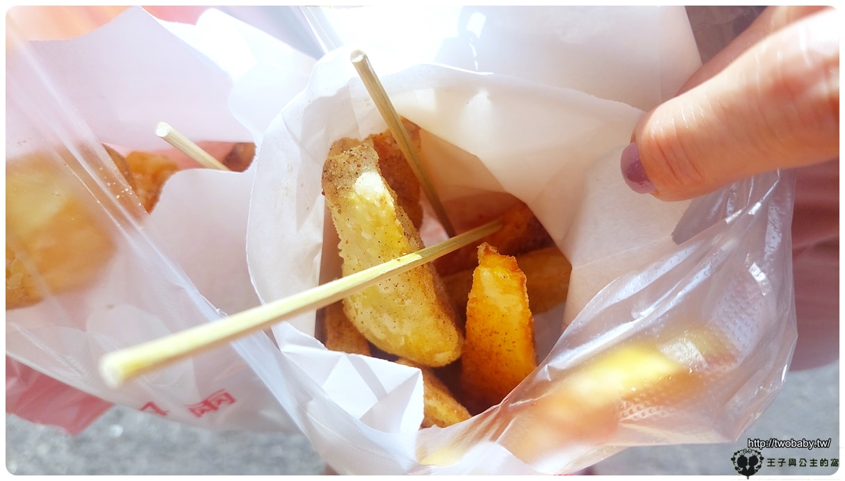 雲林美食|虎尾地瓜球10元 一粒一元的地瓜球吃過嗎?還有地瓜牛奶 水林台農57號地瓜製作