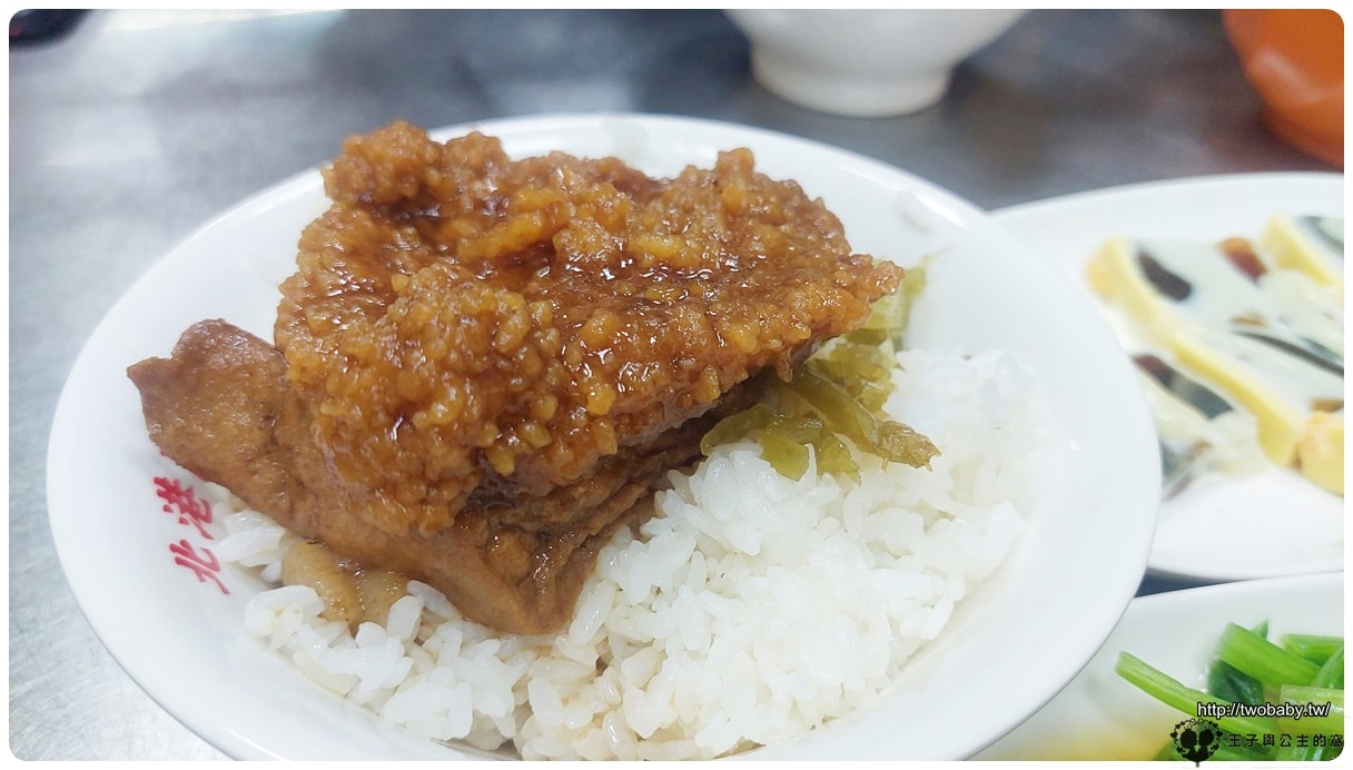 雲林美食|北港阿榮古早味（虎尾店） 在地古早味銅板美食 推半熟蛋