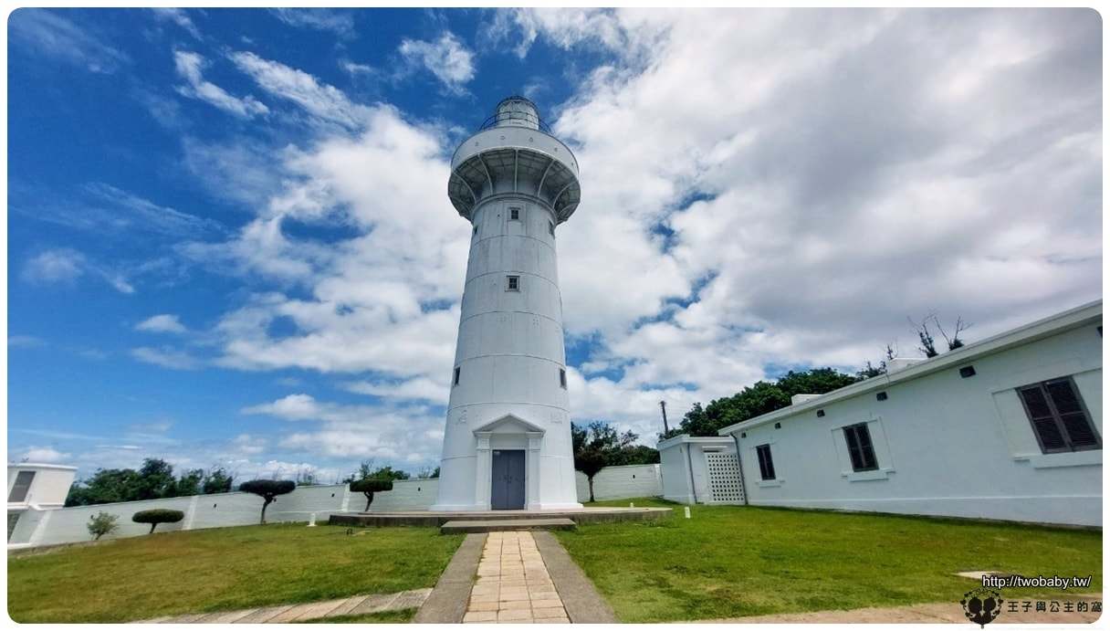屏東親子景點/情侶景點|鵝鑾鼻燈塔 19 世紀的燈塔享有完美海景 放風好去處~付費觀光