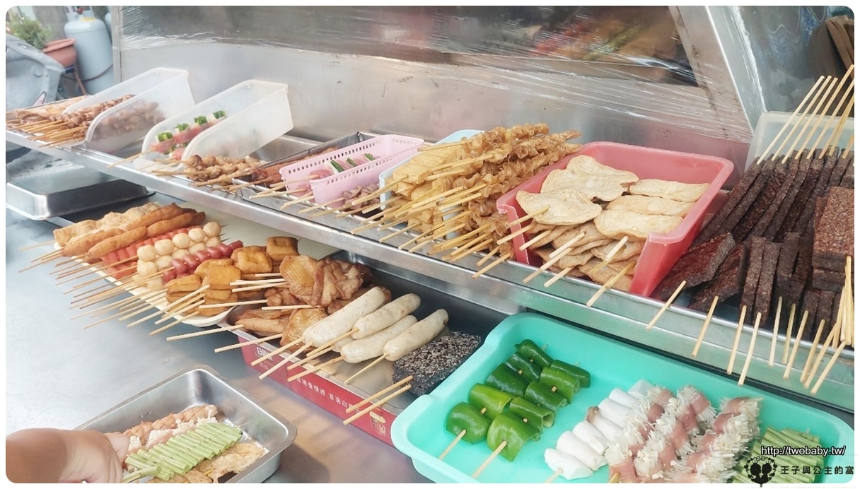 雲林口湖美食|宜梧李記炭烤 炭香十足的烤肉串~鄉間美味