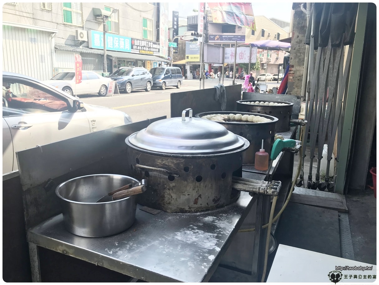 台南美食|邱記阿來水煎包 台南在地下午茶 50年老店