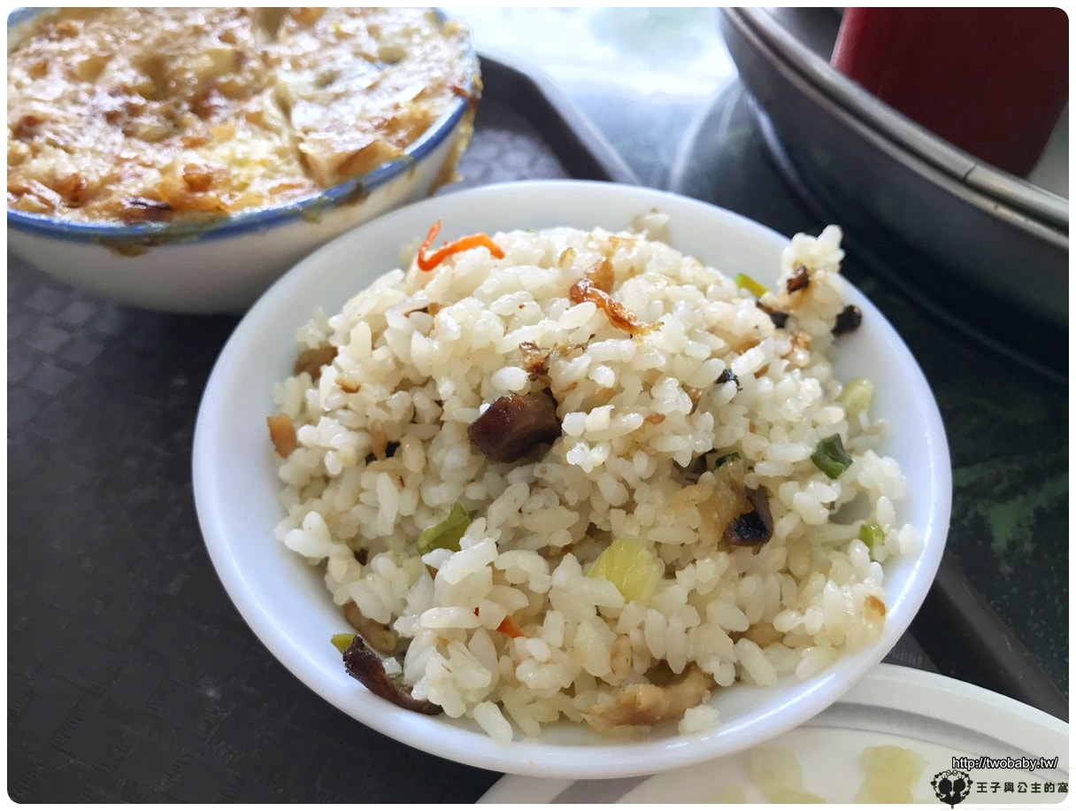 台南麻豆美食|阿蘭碗粿~60年在地好味道 還有附設停車場 古早味銅板美食