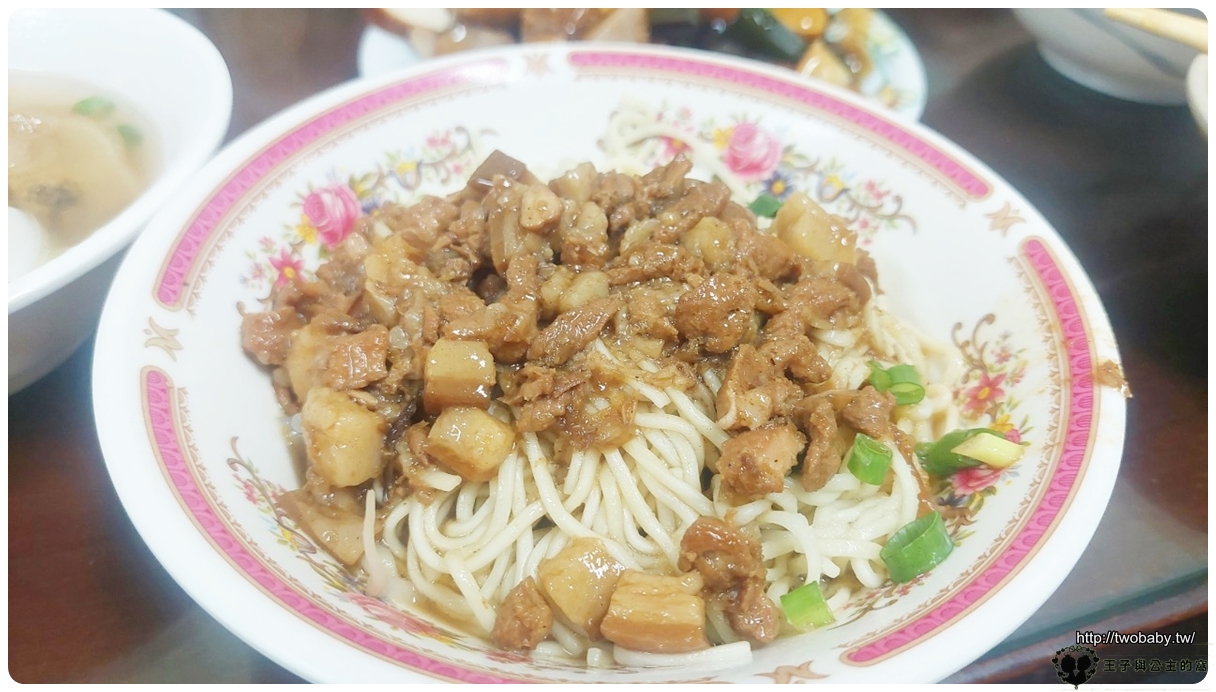 雲林水林美食|水林阿龍傳統小吃麵店 24小時不打烊的小吃店 鄉下覓食好去處
