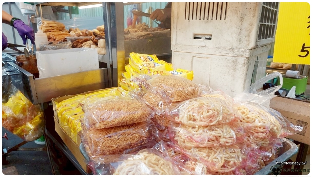 嘉義美食/嘉義文化路夜市美食|嘉義方櫃子滷味 CP質高的滷味 超推雞背 - 第6張圖 嘉義美食/嘉義文化路夜市|嘉義方櫃子滷味 CP質高的滷味
