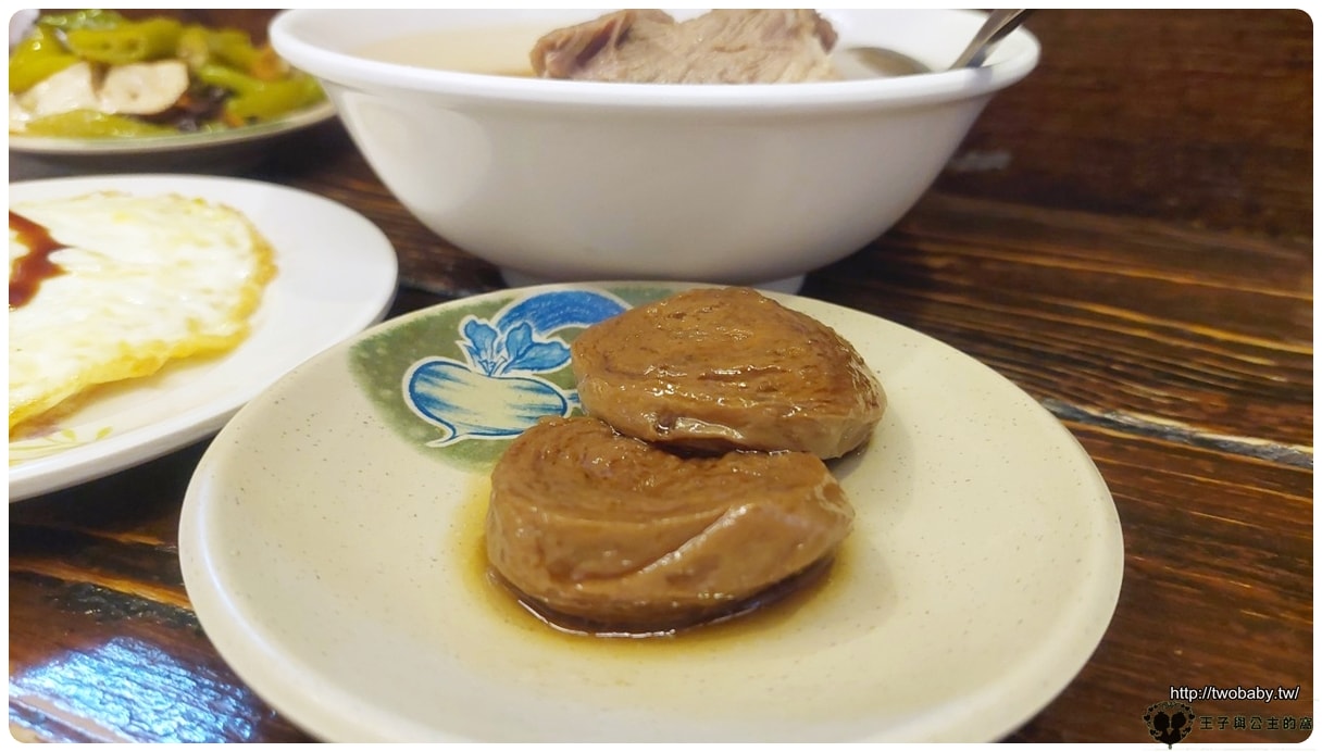 雲林虎尾美食|德興市場美食|德興滷肉飯(德興店)傳統美食 日式復古裝潢 - 第6張圖 雲林虎尾美食|德興市場美食|德興滷肉飯(德興店)傳統美食 日式復古裝潢