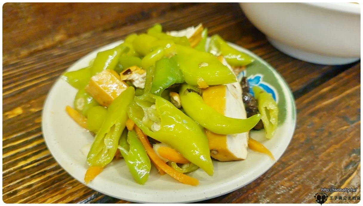 雲林虎尾美食|德興市場美食|德興滷肉飯(德興店)傳統美食 日式復古裝潢 - 第4張圖 雲林虎尾美食|德興市場美食|德興滷肉飯(德興店)傳統美食 日式復古裝潢