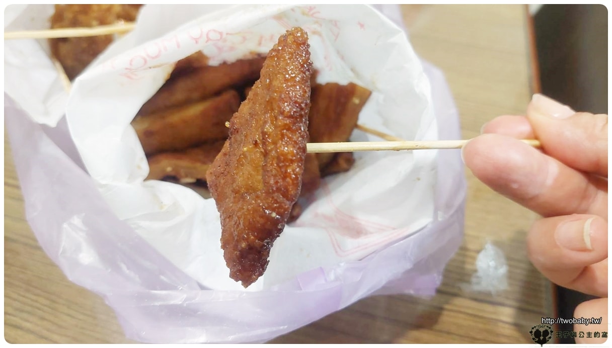 雲林斗六美食|斗六夜市 統大炭烤~統大碳烤香雞排~虎尾夜市也有