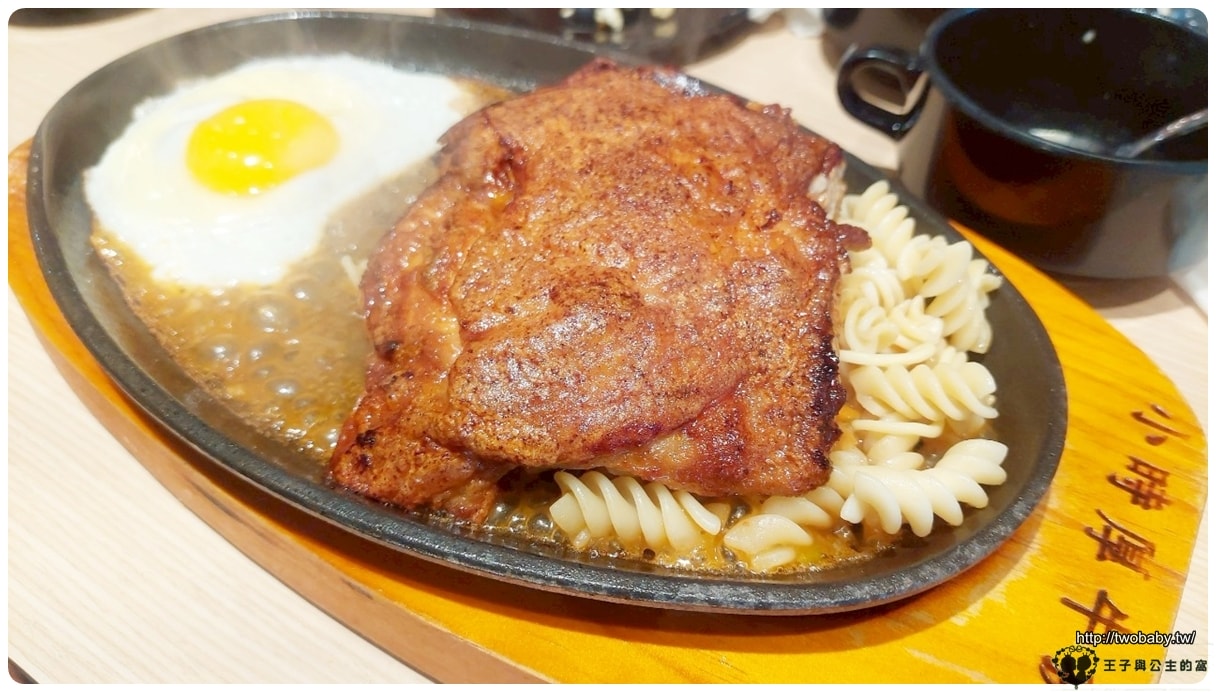 台中美食|沙鹿美食|小時厚牛排/台中沙路台灣大道店~平價牛排 自助吧吃到飽 - 第11張圖 台中美食|沙鹿美食|小時厚牛排/台中沙路台灣大道店~平價牛排 自助吧吃到飽