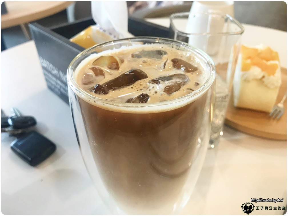 斗六美食|雲林咖啡|wei咖啡 時尚輕食咖啡館-甜點加上花茶 就是最浪漫的下午茶