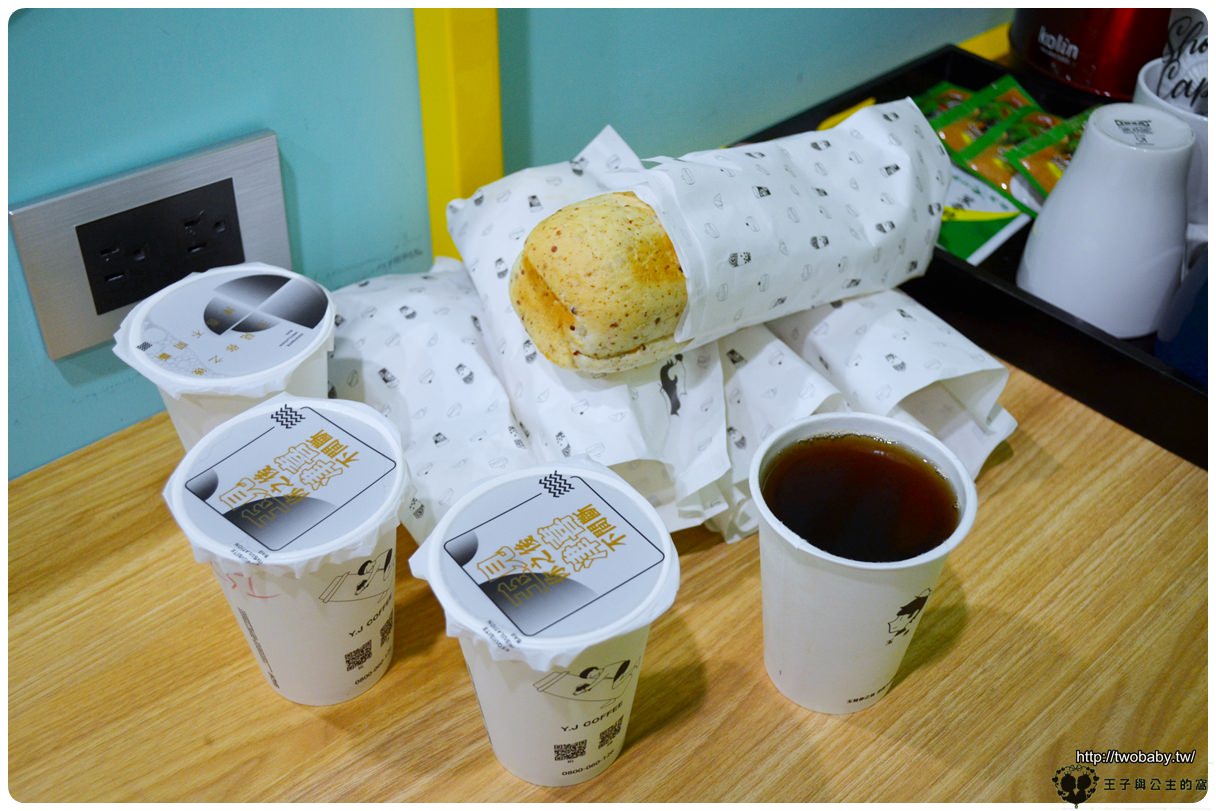 宜蘭礁溪|宜蘭礁溪玉津咖啡 Y.J COFFEE玉津 宜蘭礁溪店 從早到晚的文青咖啡店 早餐/午餐/晚餐都包